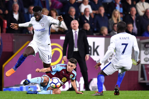 欧冠是一场 欧冠是一场