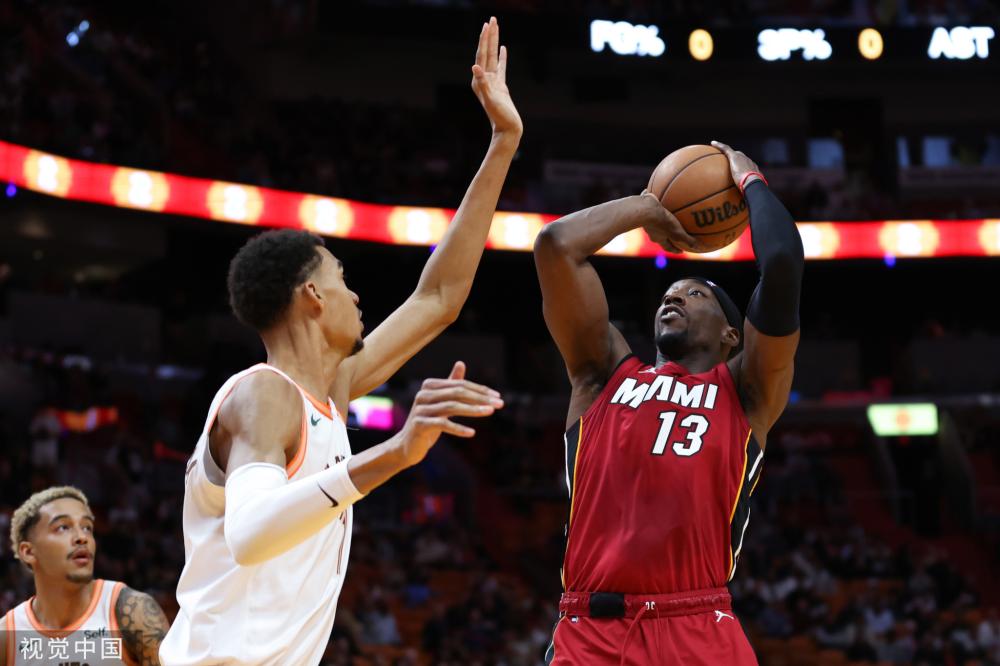 以及如何与 以及如何与