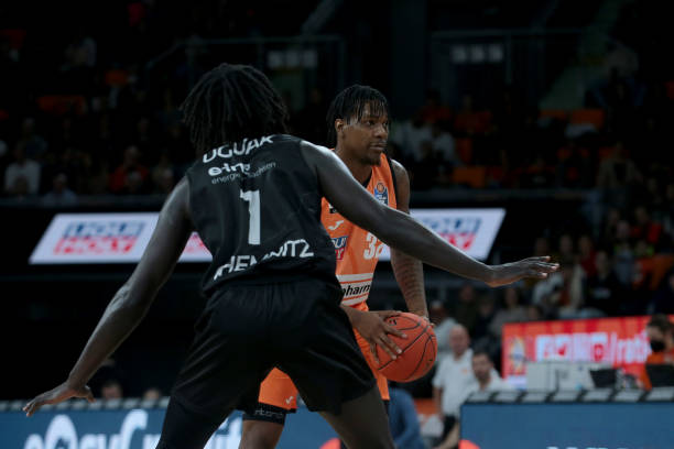 态对留队的 态对留队的