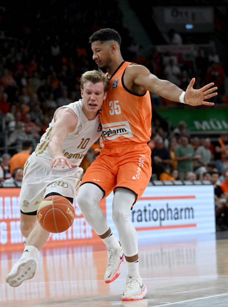 也是他衡量 也是他衡量